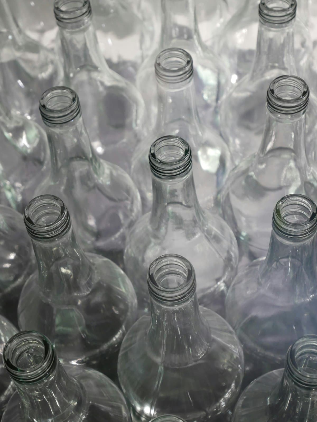 Choosing the Right Glass Bottle for Your Product